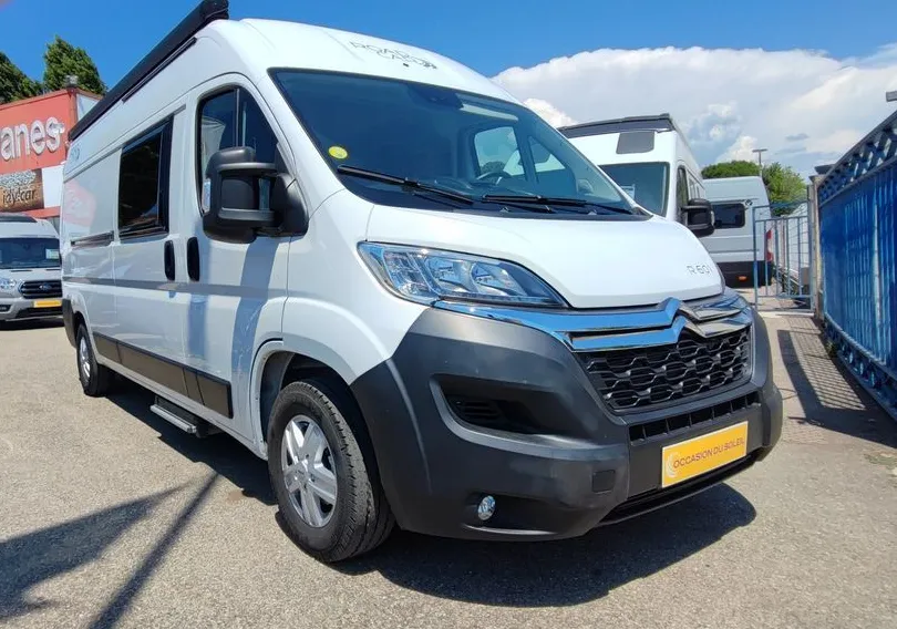 ROAD CAR R601 